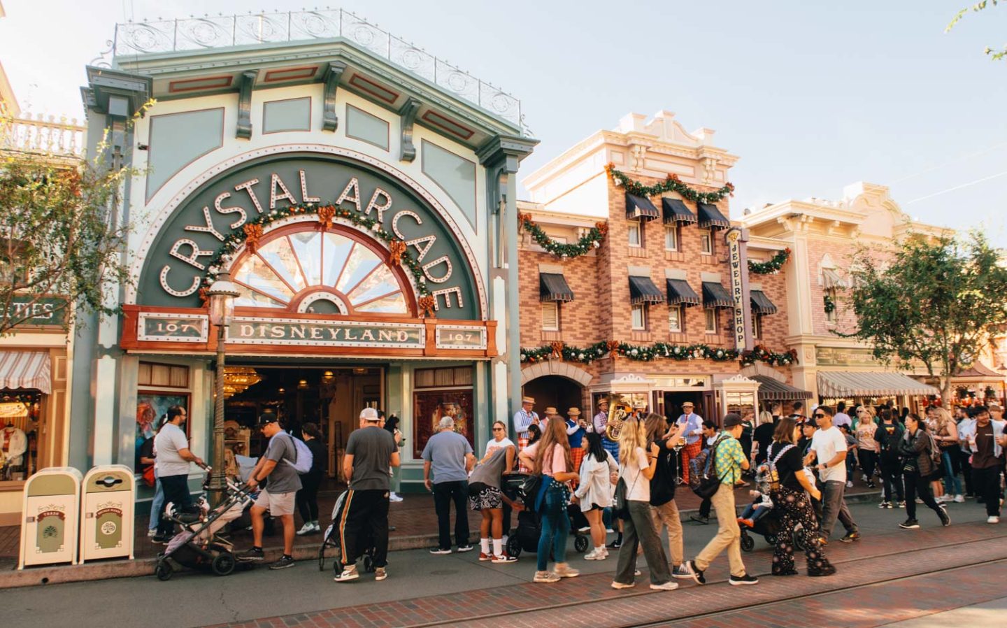 Travel Blogger Josh of Josh Off the Clock shares a magical day at Disneyland with no agenda including familiar faves like Main Street U.S.A